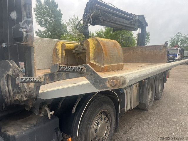 Tipper truck Scania G490 8x4 Heckkran und Bordmatic