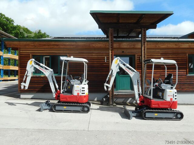 Mini excavator Takeuchi TB 217R ( 1.680kg )