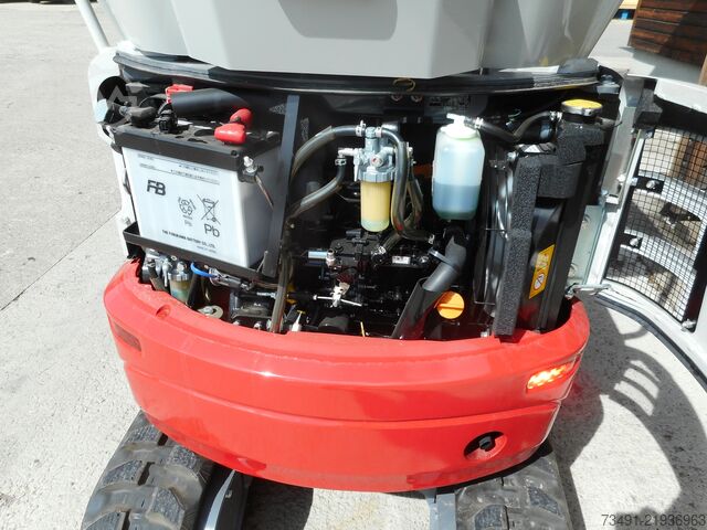 Mini excavator Takeuchi TB 217R ( 1.680kg )