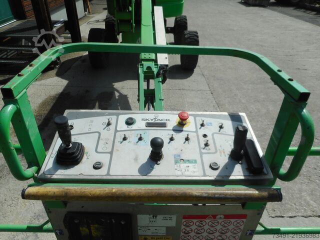 Telescopic work platform Skyjack SJ51AJ Diesel Allrad 18m