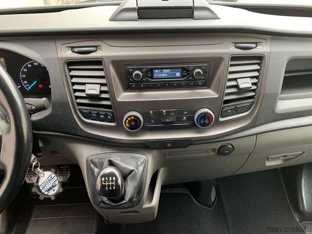 High top van Ford Custom 280 Van L1   Km solo 88.400