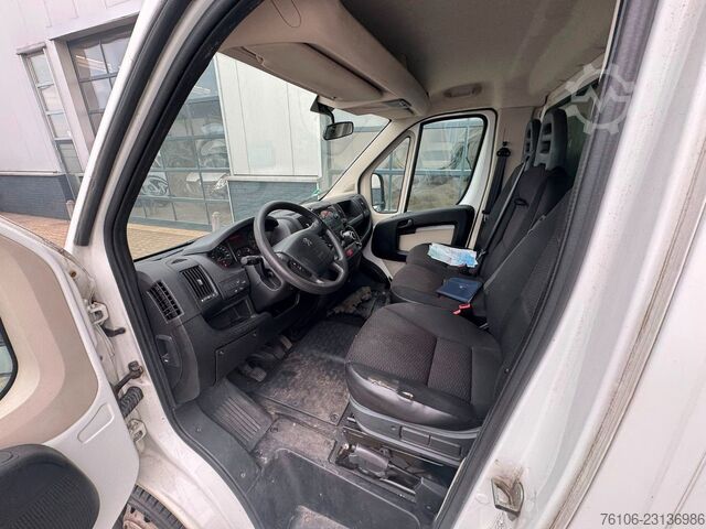 Box van PEUGEOT Boxer Koffer ** Motorschade **FESTPREIS