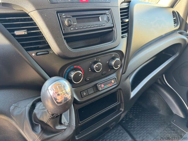 Box van IVECO Daily 35S13 Koffer mit Ladebordwand*Klima*