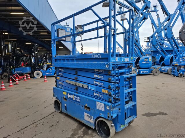 Scherenarbeitsbühne Airo X14 EN | 2017