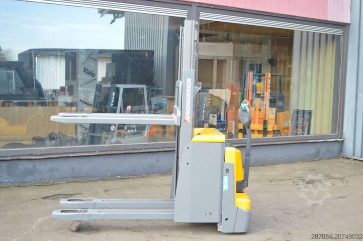 Hochhubwagen Jungheinrich EJD 222