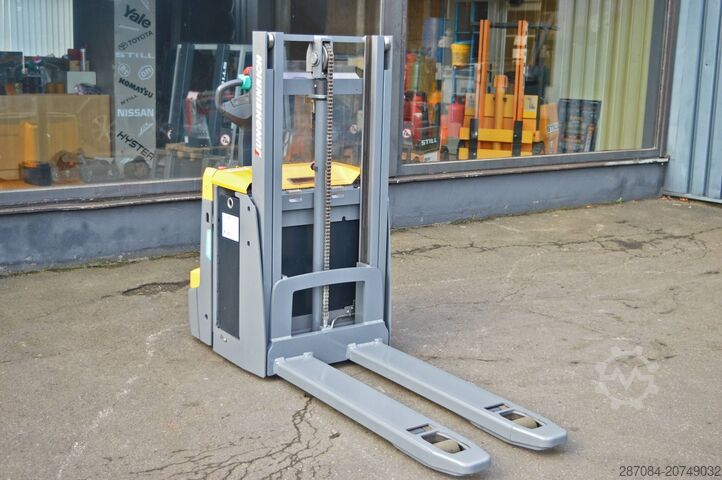 Hochhubwagen Jungheinrich EJD 222