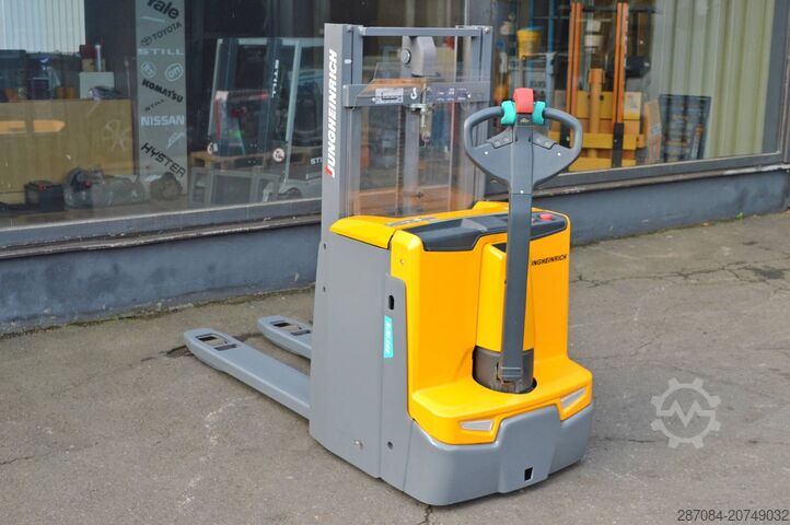 Hochhubwagen Jungheinrich EJD 222