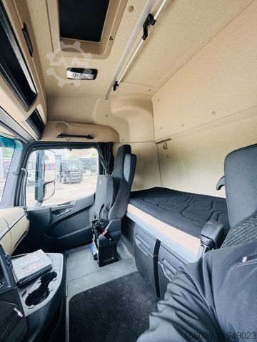 Autokran MERCEDES-BENZ Actros 2548 mit F545RA.2.28 Container, Sofort
