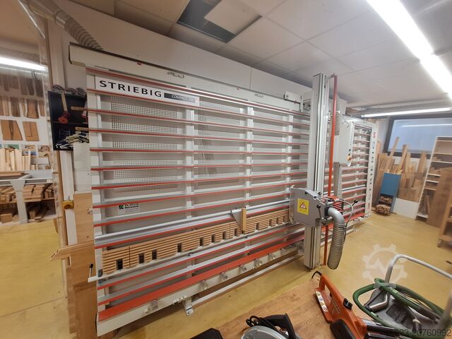 Plattensäge vertikal verfügbar ab Feb. 2026 Striebig Compact TRK 5207