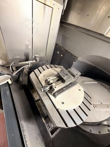 5-axis simultaneous machining center DMG Mori DMU 70 eVo linear