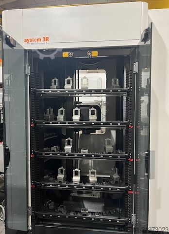 5-axis universal machining center MIKRON HPM 450U +SYSTEM 3R WORKPARTNER