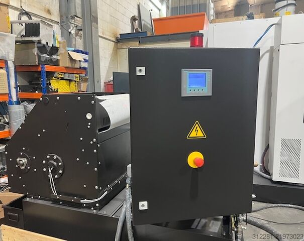 5-axis universal machining center MIKRON HPM 450U +SYSTEM 3R WORKPARTNER