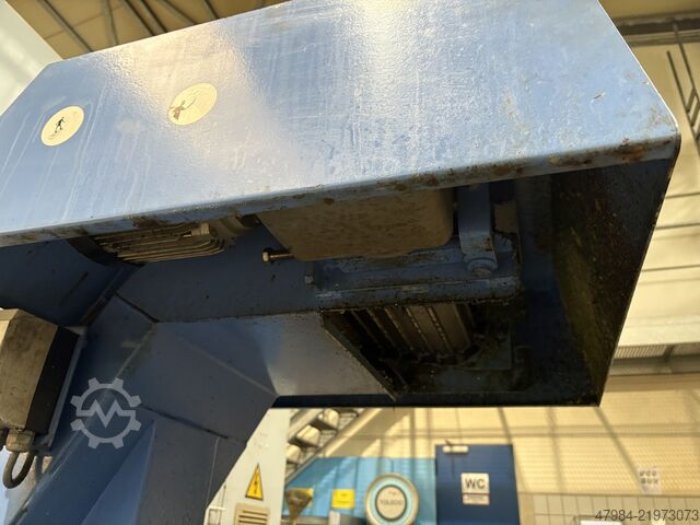 Vertical machining center MAZAK VTC-20 B