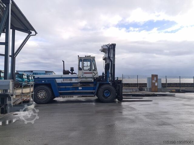 Heavy Forklift - Diesel Svetruck 28/25120-45