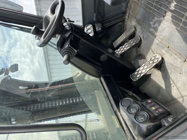 Heavy Forklift - Diesel Linde H 160 D