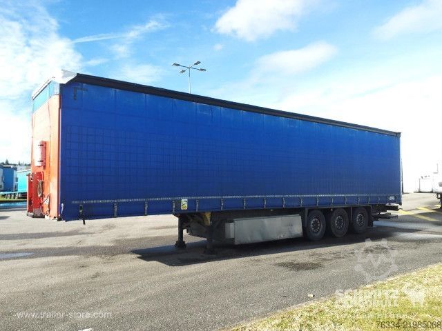 Open semitrailer with tarp Schmitz Cargobull Semitrailer Curtainsider Standard Hayon
