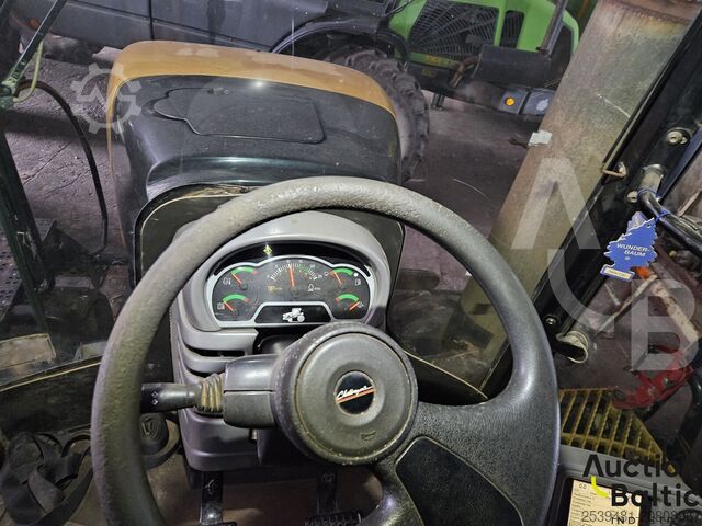 Traktor Challenger MT 865