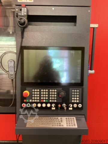 Vertikales Bearbeitungszentrum Emco MMV 2000