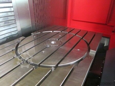 Vertikales Bearbeitungszentrum Emco MMV 2000