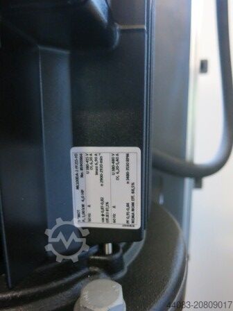 Vertikales Bearbeitungszentrum Emco MMV 2000