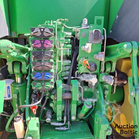 Traktor John Deere 8370 R