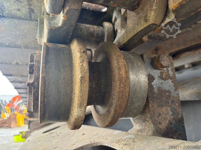 Raupenbagger Volvo ECR 355 EL (Under Preparation)