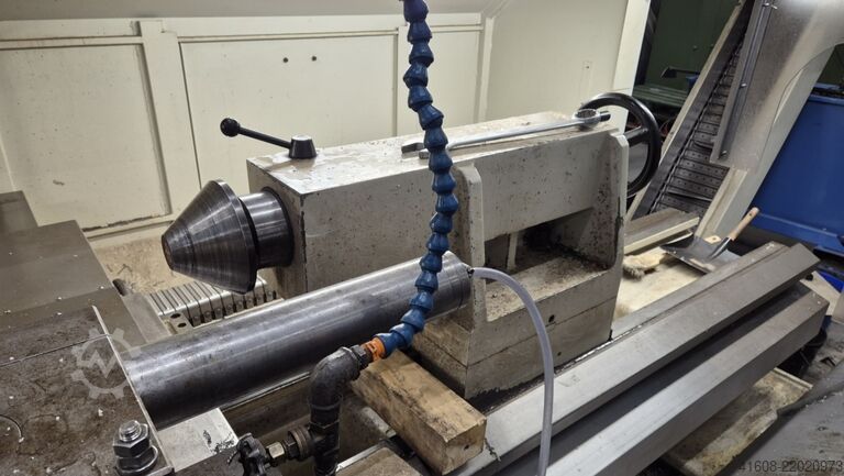 Lathe - cycle-controlled CMT URSUS TCH 800-3000-137