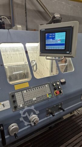 Lathe - cycle-controlled CMT URSUS TCH 800-3000-137