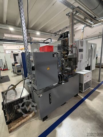 Vertikales Bearbeitungszentrum Hermle C 40 U