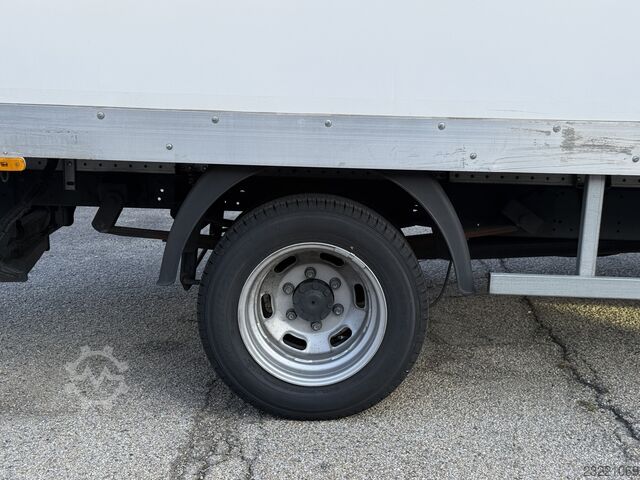 Box van Iveco Daily 35-160