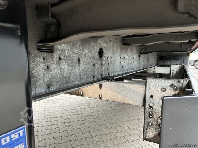 Koffer Schmitz Cargobull SCB S3B / Box / 2x Lift axle / Disk Brakes / AP...