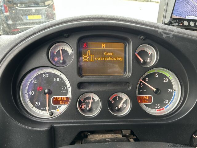 Koffer DAF FA LF45 160 Euro 5 EEV / 268 dkm / Box / Blad -...