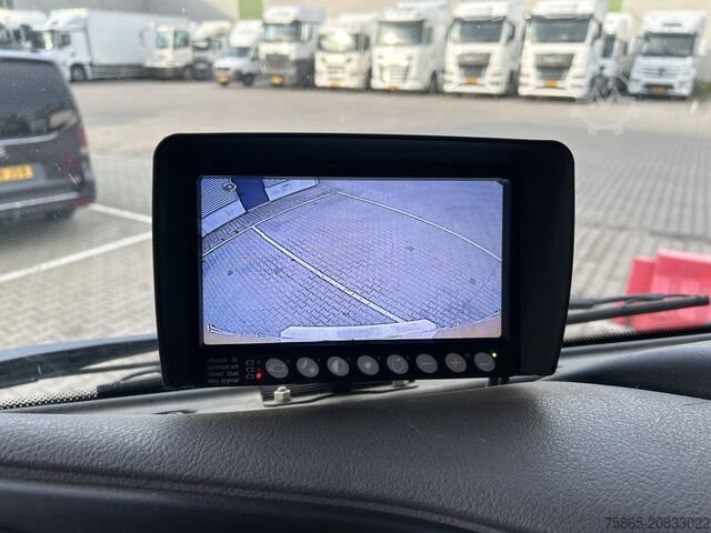 Koffer DAF FA LF45 160 Euro 5 EEV / 268 dkm / Box / Blad -...