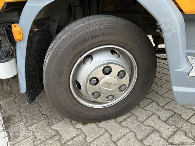 Koffer DAF FA LF45 160 Euro 5 EEV / 268 dkm / Box / Blad -...