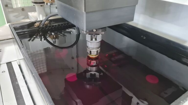 Die-sinking edm Ingersoll Center 400