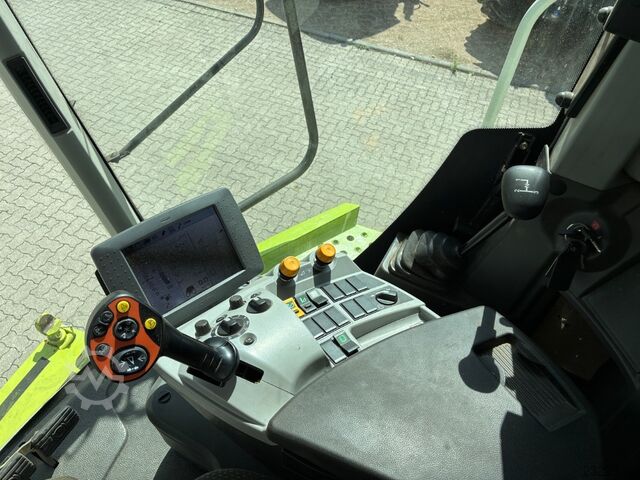 CLAAS TUCANO 570 + VARIO 680 CLAAS TUCANO 570 + VARIO 680