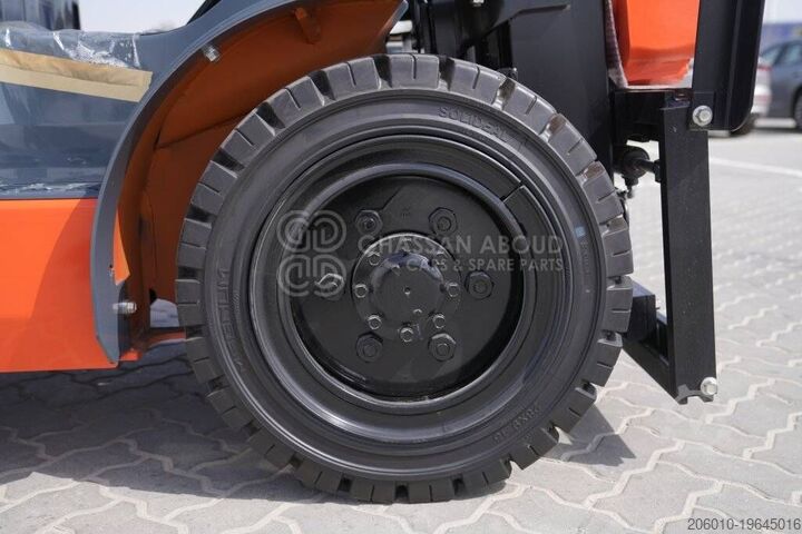 Forklift Toyota 3STAGE