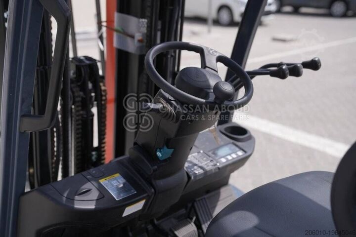 Forklift Toyota 3STAGE