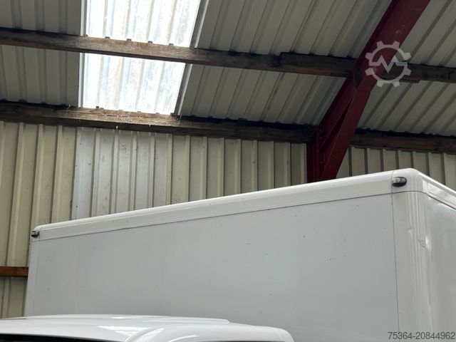 Transporter mit Koffer VOLKSWAGEN T5 Transporter 2.0 Tdi Koffer Alko Luftfederung