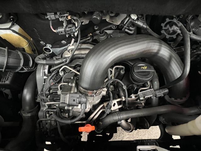 Transporter mit Koffer VOLKSWAGEN T5 Transporter 2.0 Tdi Koffer Alko Luftfederung