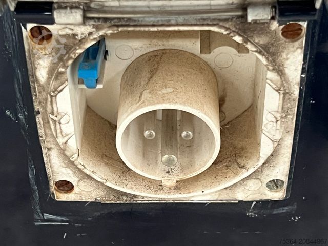 Wohnwagen/Wohnmobil VOLKSWAGEN T4 2.5 Tdi Multivan Aufstelldach Klima Navi