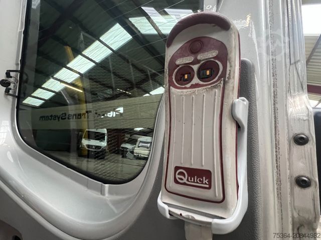 Kleinbus VOLKSWAGEN Crafter 2.5 TDi Maxi 9Sitze + Lift ENGINE BROKEN