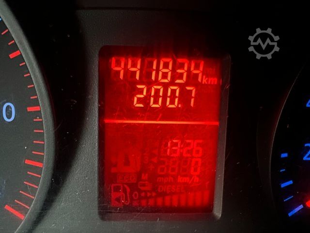 Kleinbus VOLKSWAGEN Crafter 2.5 TDi Maxi 9Sitze + Lift ENGINE BROKEN