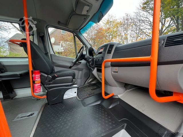 Kleinbus MERCEDES-BENZ Sprinter 314 BlueTEC 9Sitze+Rollstuhllift Klima