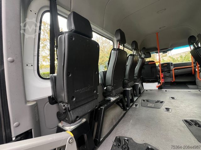 Kleinbus MERCEDES-BENZ Sprinter 314 BlueTEC 9Sitze+Rollstuhllift Klima