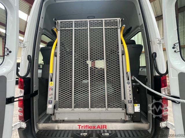 Minibus MERCEDES-BENZ Sprinter 313 BlueTEC 7 Sitze+Lift ENGINE NO GOOD