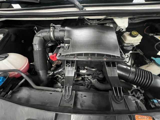 Minibus MERCEDES-BENZ Sprinter 313 BlueTEC 7 Sitze+Lift ENGINE NO GOOD