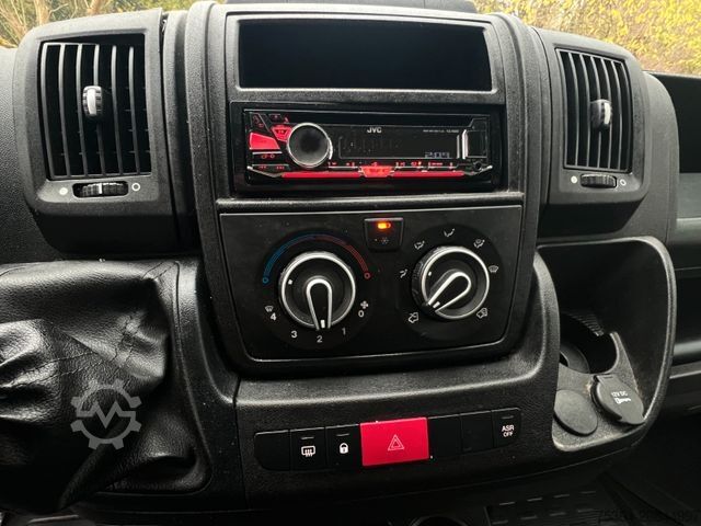 Kleinbus FIAT Ducato 3.0 Natural Power/CNG/Benzin 9 Sitze Pdc