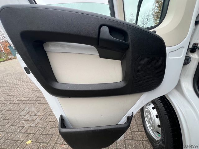 Kleinbus FIAT Ducato 3.0 Natural Power/CNG/Benzin 9 Sitze Pdc