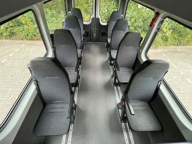 Kleinbus VOLKSWAGEN Crafter 2.0 Tdi 80 kw L2H2 9Sitze Klima Tempomat